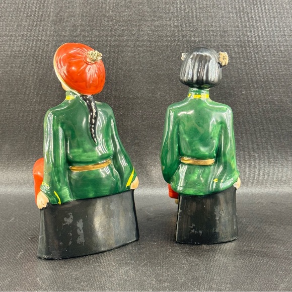 Vintage Asian Inspired Sitting Figurines Set Of 2 Spaghetti Details - Picture 3 of 7